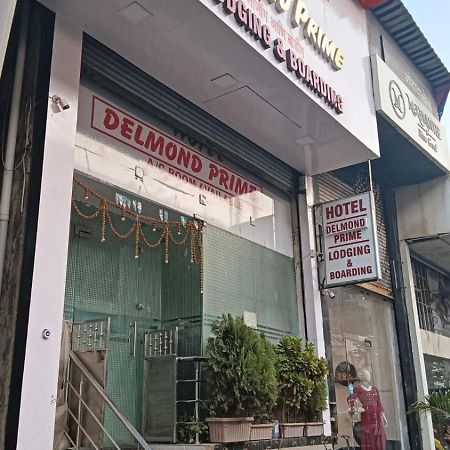 Hotel Delmond Prime- Near Nesco 뭄바이 외부 사진